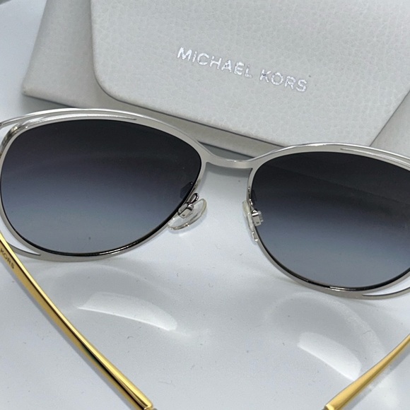 Euc MICHAEL KORS AUDRINA TWO TONE SUNGLASSES - Picture 4 of 8